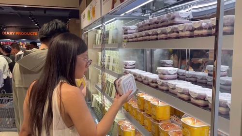 大批胖東來自營(yíng)產(chǎn)品上線永輝超市